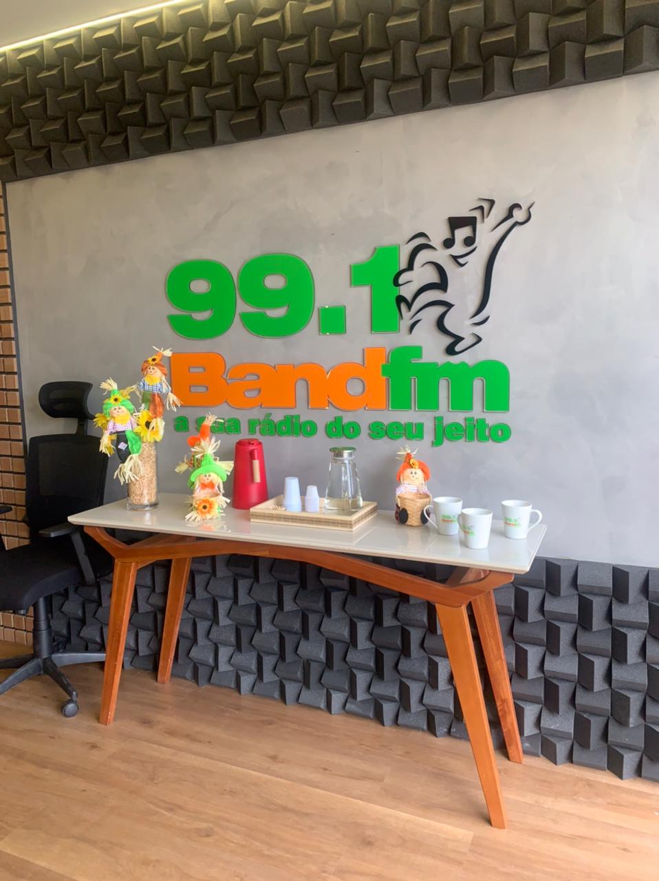 Band FM Conquista